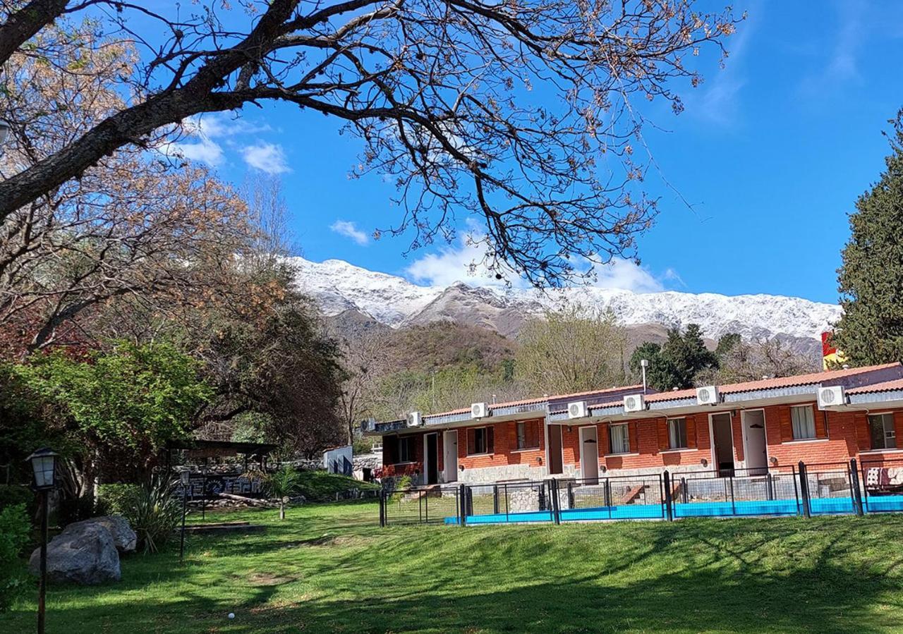 Nuevo Hotel Aguada Del Zorro El Rincon Bagian luar foto