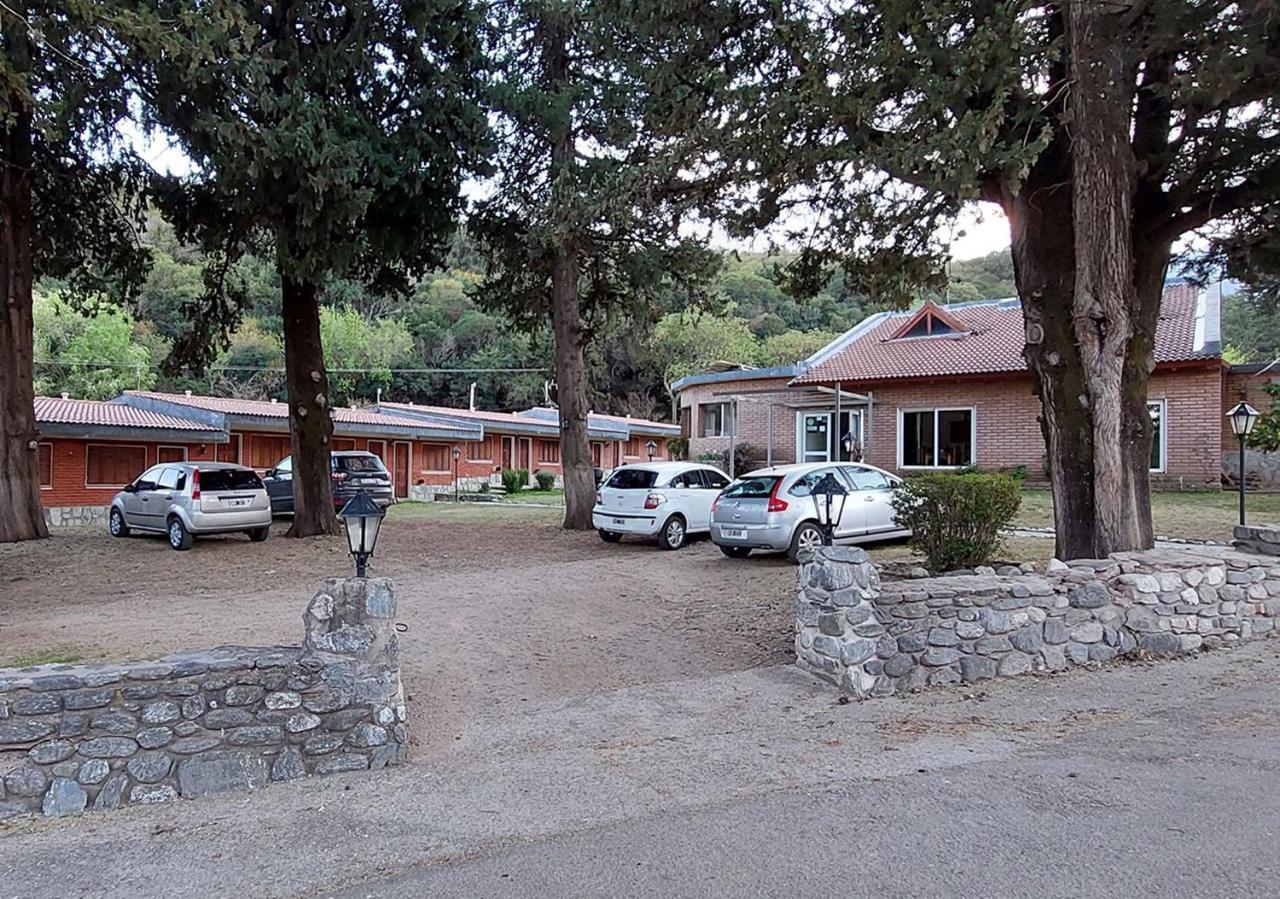 Nuevo Hotel Aguada Del Zorro El Rincon Bagian luar foto