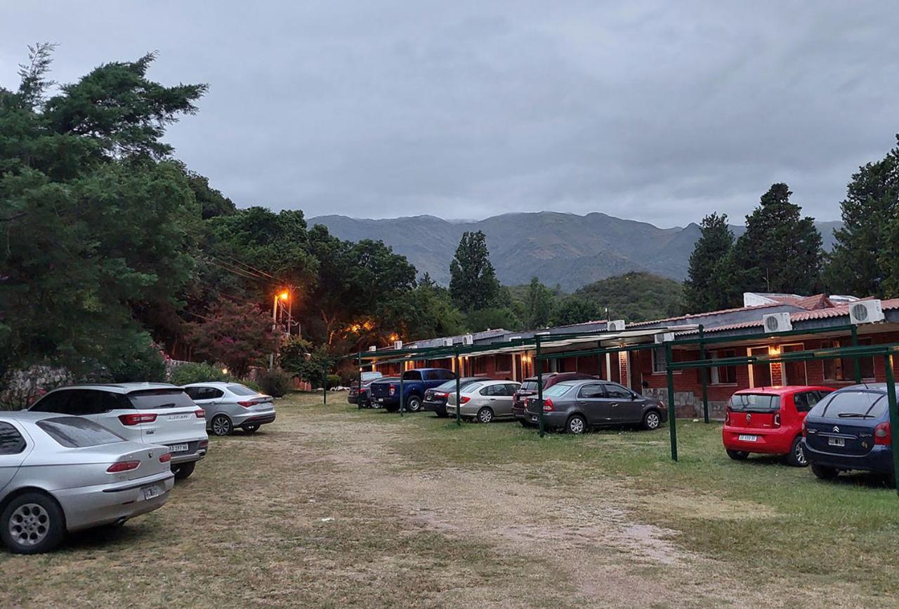 Nuevo Hotel Aguada Del Zorro El Rincon Bagian luar foto